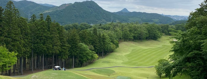 グレースリッジカントリークラブ is one of Tempat yang Disukai Atsushi.