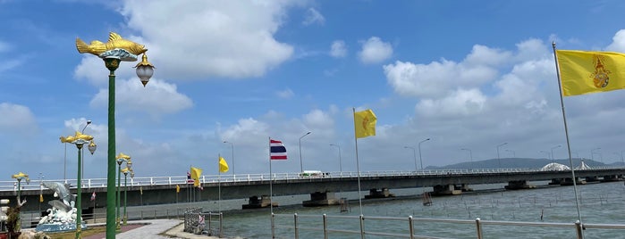 Tinsulanonda Bridge is one of HDY2019.