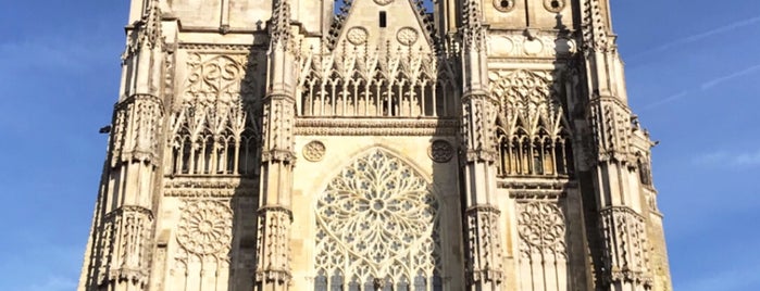 Cathédrale Saint-Gatien is one of Lugares favoritos de Ana Beatriz.