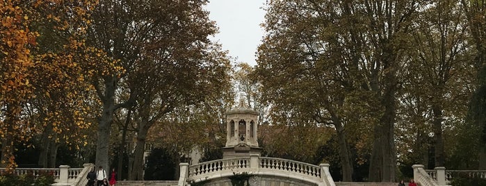 Jardin Darcy is one of Orte, die Ana Beatriz gefallen.