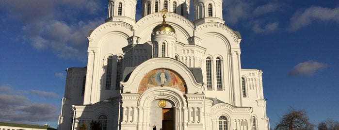 Серафимо-Дивеевский монастырь is one of Locais curtidos por Дмитрий.