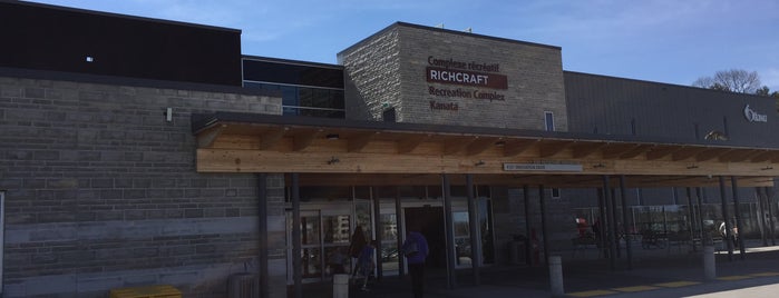 Richcraft Recreation Complex is one of Climbing.