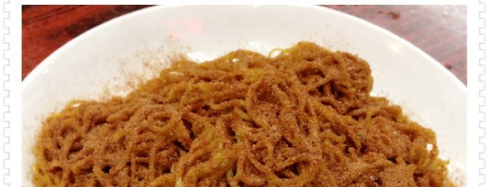 六記粥麵 is one of Macao EATS.