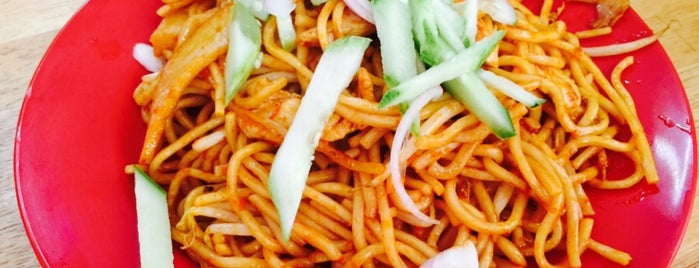 Tanjung Mee Goreng 顺兴茶餐室 is one of Noodle 面.