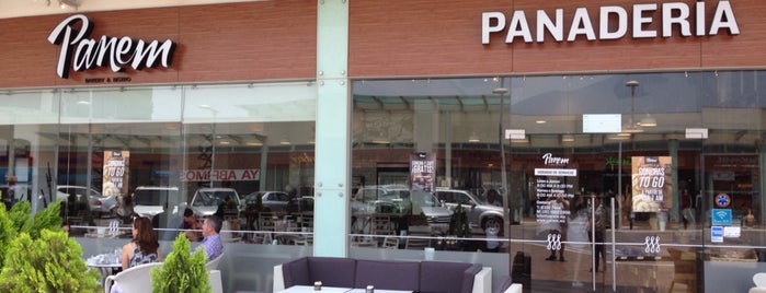 Panem Bakery & Bistro (Nativa) is one of สถานที่ที่ Abraham ถูกใจ.