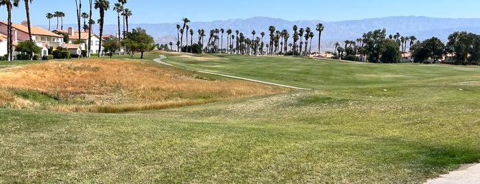 Desert Falls Country Club is one of Golf Courses I've Played.