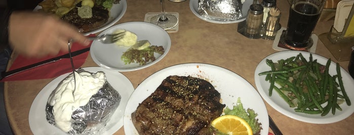 Steakhouse San Diego is one of Ristoranti preferiti.