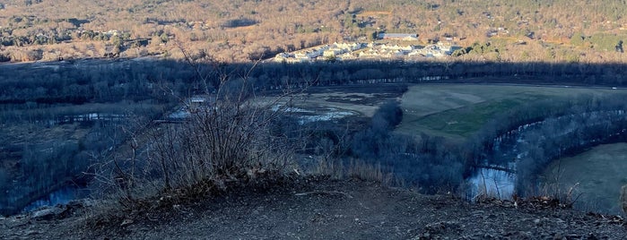 Talcott Mountain State Park is one of Massachusetts.