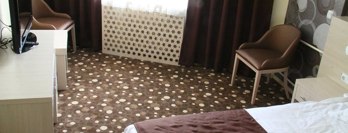 Sim-Er Hotel Kars is one of Theさんのお気に入りスポット.