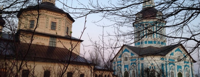 Свято-тихоновский женский монастырь is one of Lugares favoritos de Lalita.