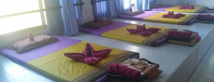 Thai Massage School Shivagakomarpaj is one of Thailand.