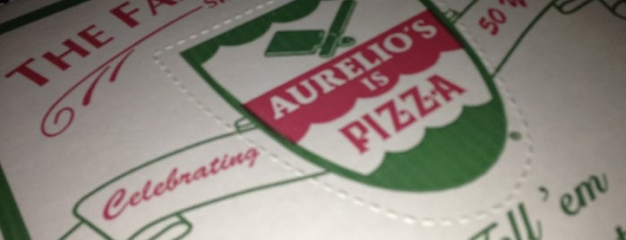 Aurelio's Pizza is one of Lugares favoritos de Mike.