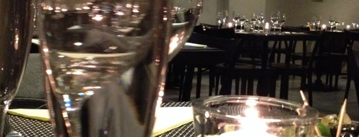 Resto Verso is one of Best Restaurants of Brussels.