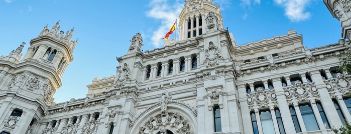 Palacio de Cibeles is one of Madrid 2021.