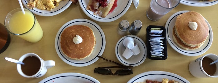 IHOP is one of Danielさんのお気に入りスポット.