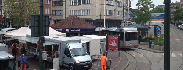 Place Dumonplein is one of Bxl.