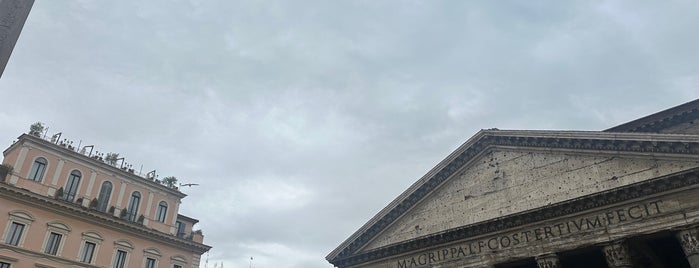 Fontana del Pantheon is one of Рим.