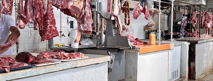 Mercado Municipal Donato Bates Herrera is one of Valladolid.