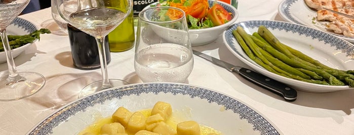 Al Vero Girarrosto Toscano is one of The 15 Best Places for Appetizers in Rome.