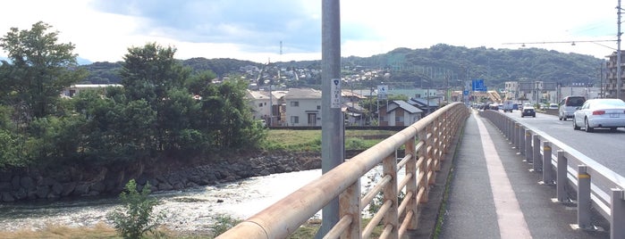 君が代橋 is one of Orte, die Minami gefallen.