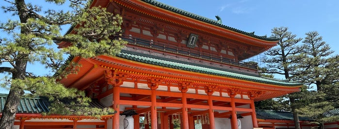 応天門 is one of 京都市の重要文化財（建造物）.