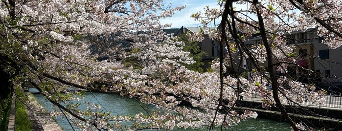 琵琶湖疏水 is one of 京都の公共事業-琵琶湖疎水.