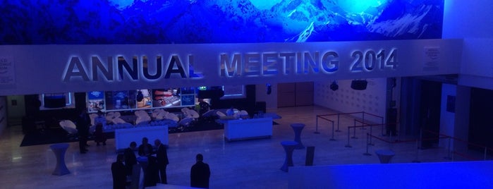 World Economic Forum (WEF) is one of Lugares favoritos de Yuri.