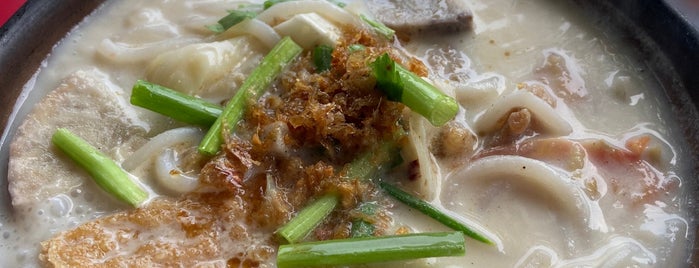 Fish Head Mee Hoon Kuan Tee Temple is one of Yummy Food List.