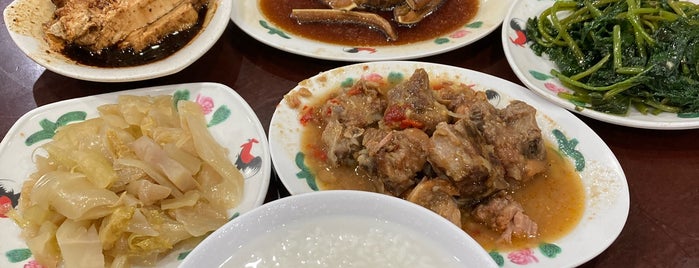 Kedai Makanan Teochew (潮州粥家 Porridge Restaurant) is one of Great food (average price).