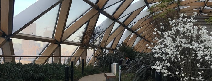 Crossrail Place Roof Garden is one of London Places To Visit.