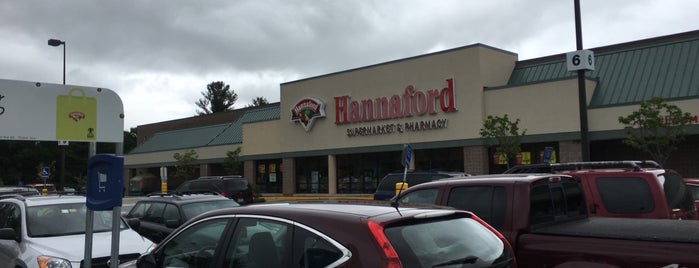 Hannaford Supermarket is one of Oxford Hills.