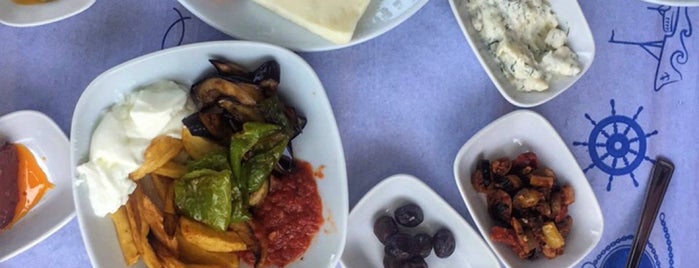 Ihlamur Altı Kahvaltı & Restaurant is one of Posti che sono piaciuti a Begüm.