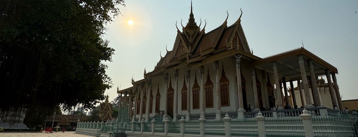 Silver Pagoda is one of Phnom Penn.