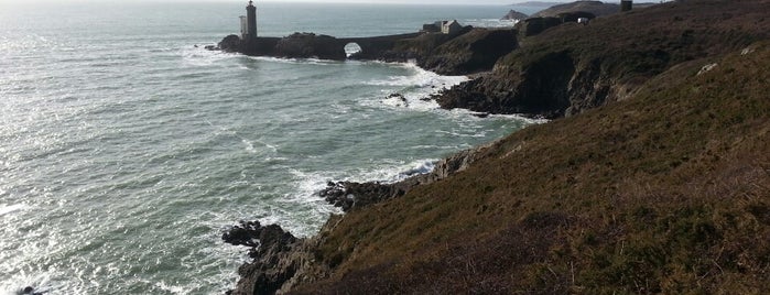 Phare du Petit Minou is one of Tempat yang Disukai Mael.