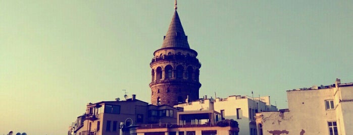 Galata Konak Cafe is one of fortunaさんのお気に入りスポット.