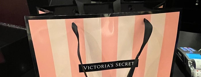 Victoria's Secret is one of Maisoonさんのお気に入りスポット.