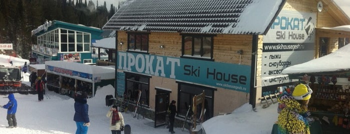 ski house is one of aantary : понравившиеся места.