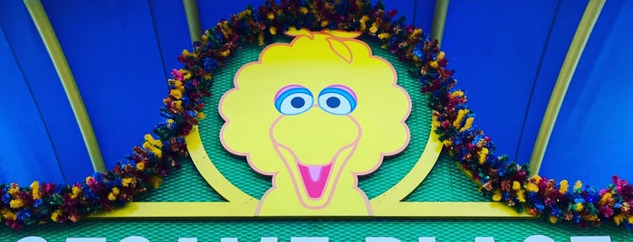 Sesame Place - Entrance Sign is one of Fun with kids.