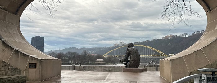 Tribute To Children Statue is one of Pittsburgh Stops.