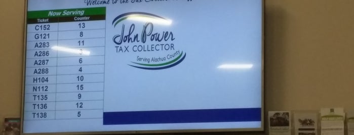 Alachua County Tax Collector's is one of Tempat yang Disukai Sarah.