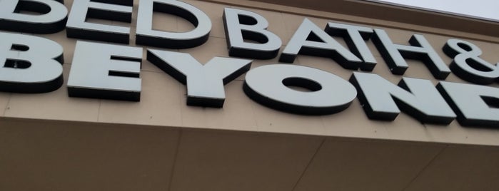 Bed Bath & Beyond is one of Orte, die Tracey gefallen.