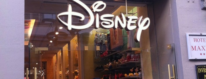 Disney Store is one of M. Selim 님이 좋아한 장소.