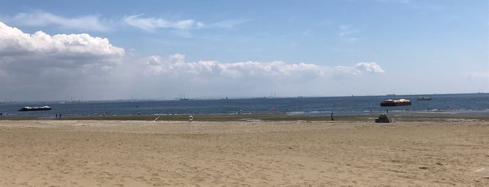 幕張の浜 is one of Beaches.