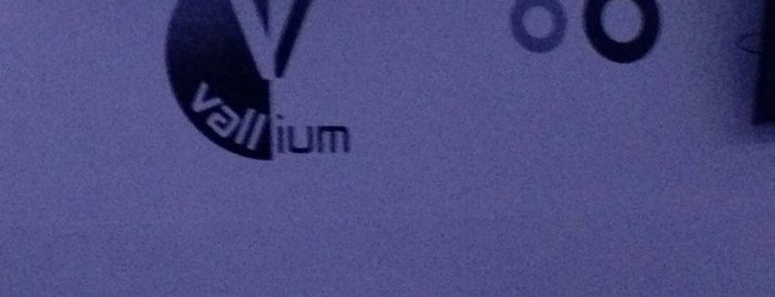 VALLIUM For Men is one of สถานที่ที่ Rajuu ถูกใจ.