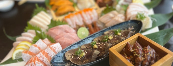Yuubi Japanese Restaurant is one of Alaska Mileage Dining (Rewards Network) SF & PS.