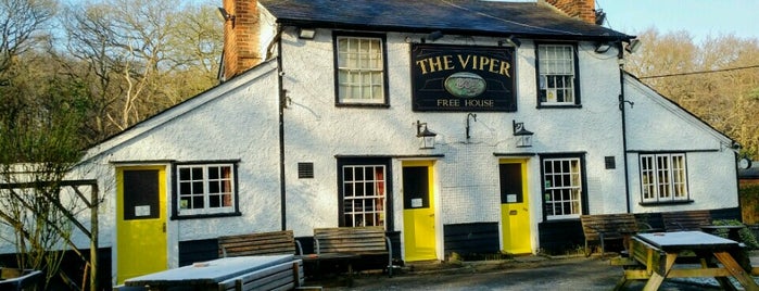 The Viper is one of Tempat yang Disukai Carl.