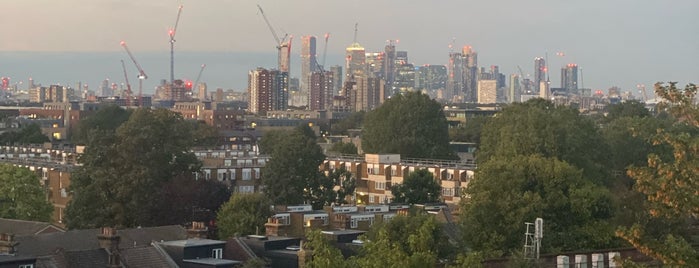 Bussey Building - Rooftop Cinema Club is one of London saved places.