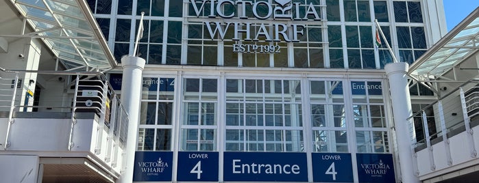 Victoria Wharf is one of Meus locais preferidos.