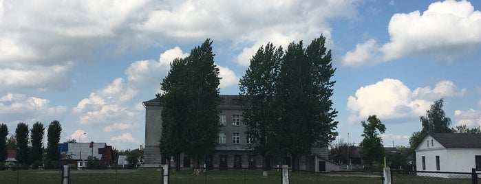 Школа N6 is one of Учреждения образования Бреста.