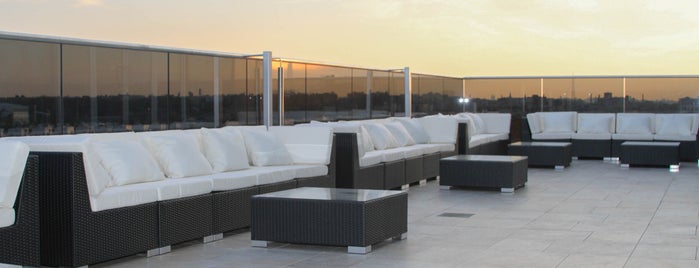 Sunset Lounge is one of Posti che sono piaciuti a DCNY.